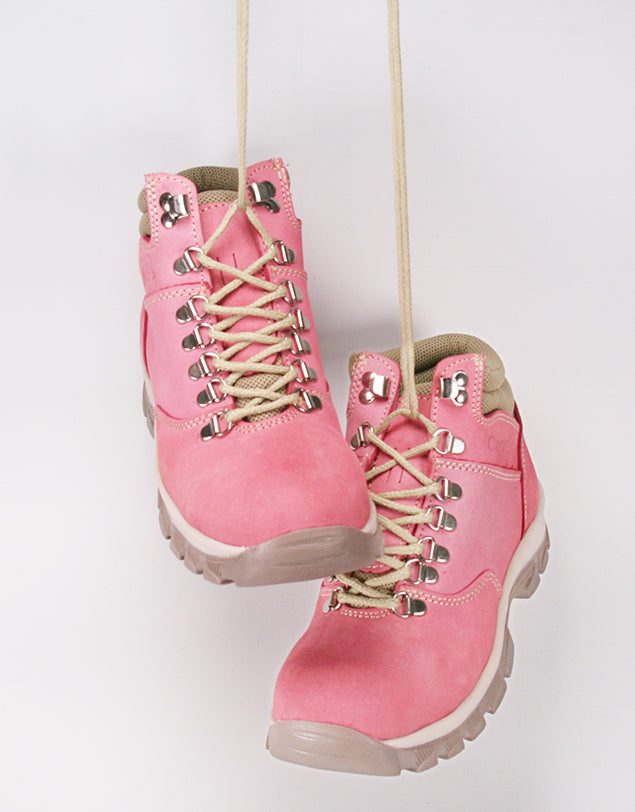 Botas rosa pastel con casquillo de acero